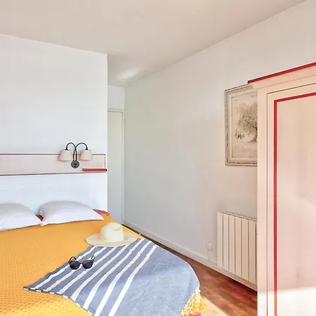 Lejlighedshotel Pierre & Le Port 2*